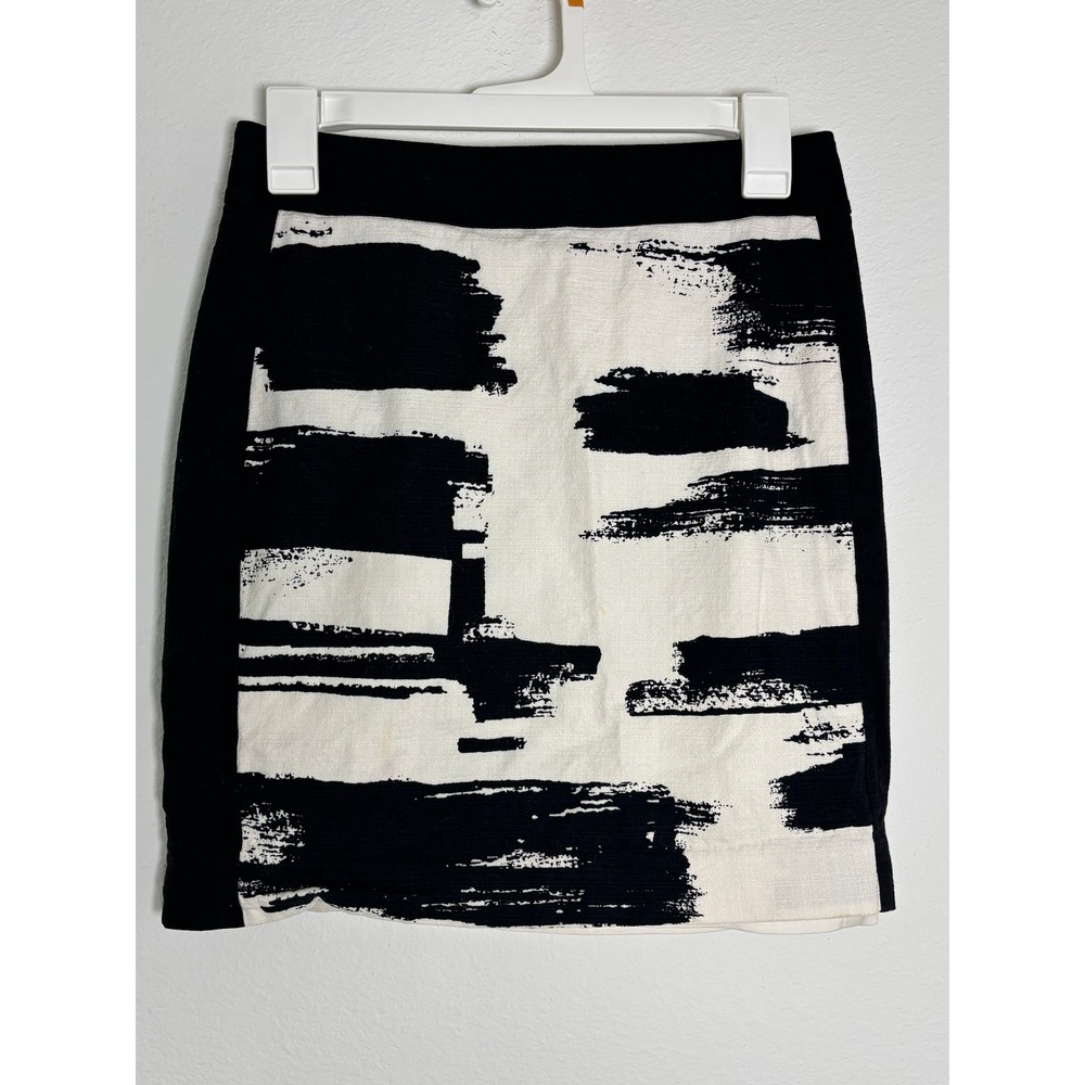 Ann‎ Taylor Black White Brushstroke Abstract Print Mini Skirt Size 0 Pencil Zip